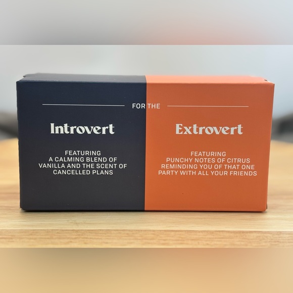 Room Essentials Personalities Soy Blend Candle Two-Pack - Introvert & Extrovert - Picture 2 of 4